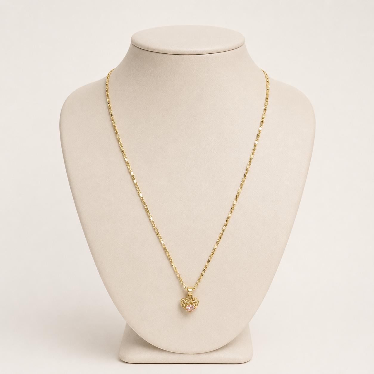 Delicate Golden Pendant Necklace